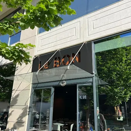 Mozart House - Spacious Luxury - Heart Of The Appartamento Tirana