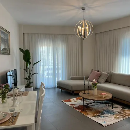 Mozart House - Spacious Luxury - Heart Of The Apartment