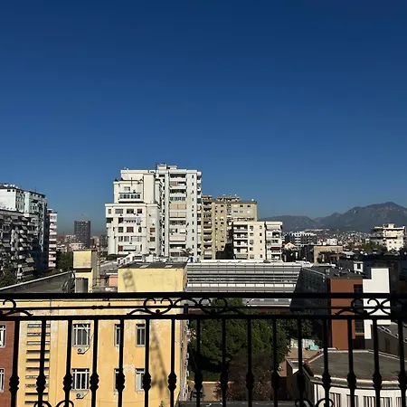 Mozart House - Spacious Luxury - Heart Of The Apartman Tirana