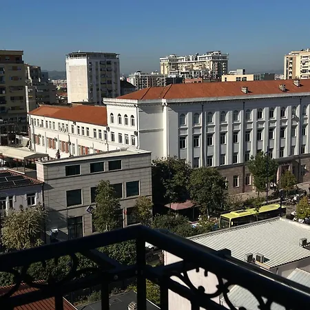 Apartman Mozart House - Spacious Luxury - Heart Of The Tirana